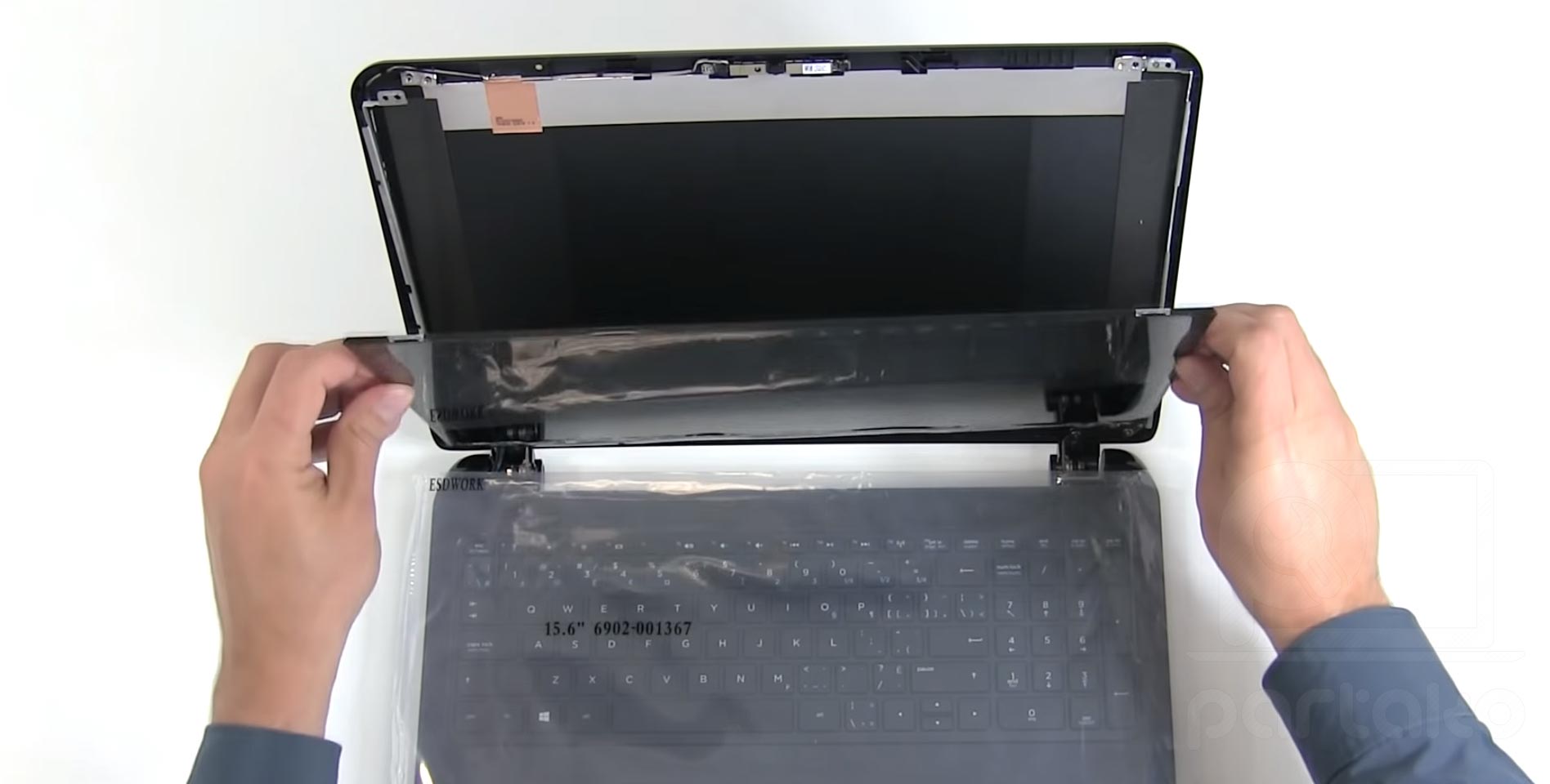 تعمیر صفحه نمایش لپ تاپ