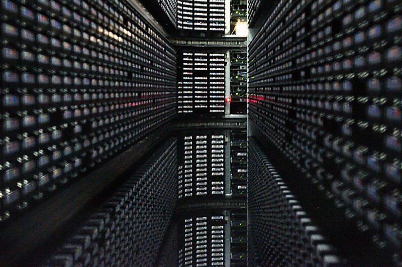 Storage Tek 4400 ACS tape library